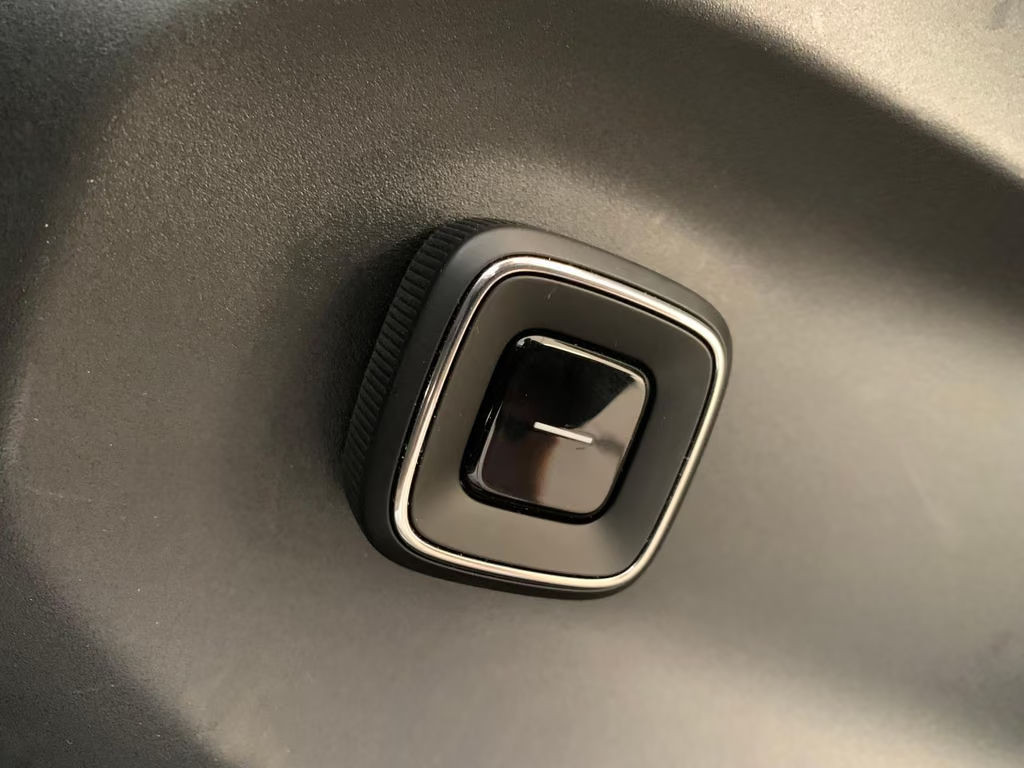 Volvo EX90