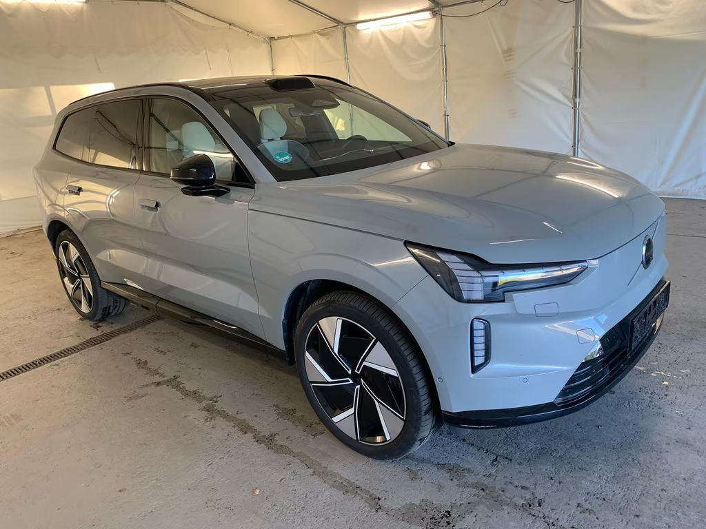 Volvo EX90