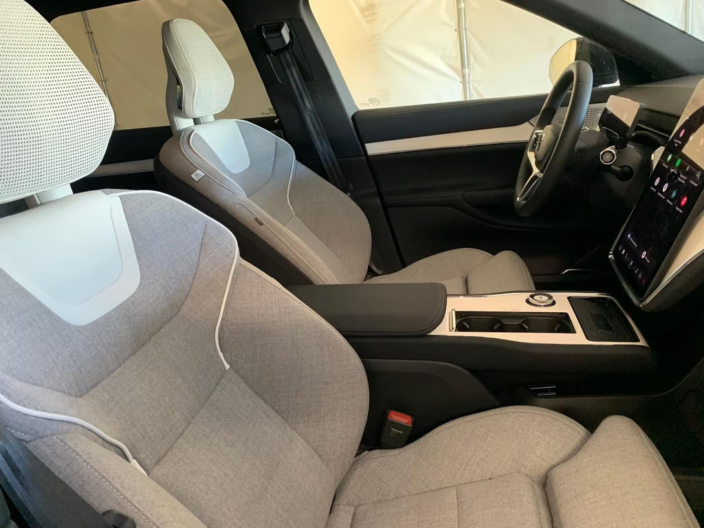 Volvo EX90