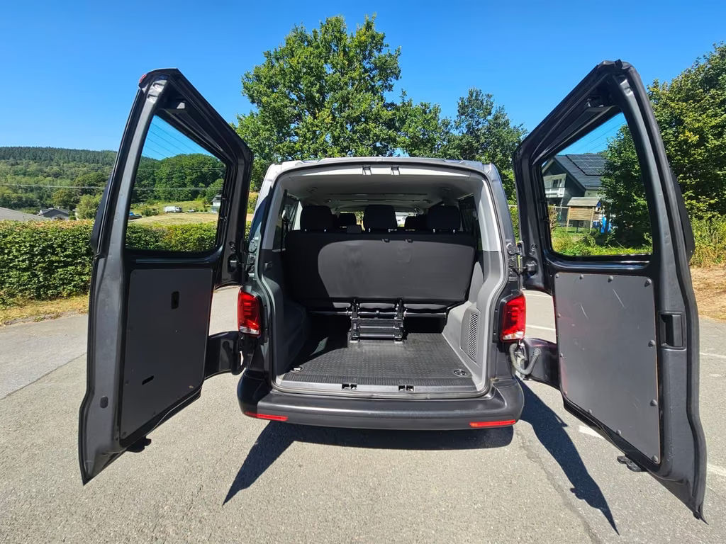 Volkswagen Caravelle