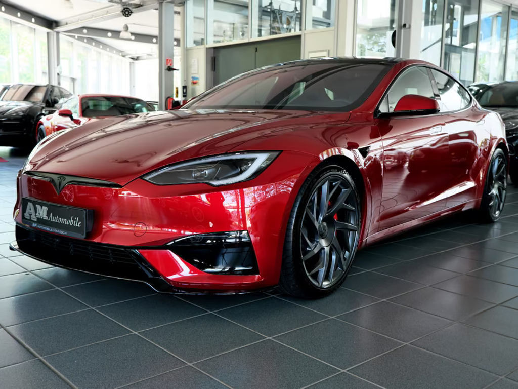 Tesla Model S Plaid