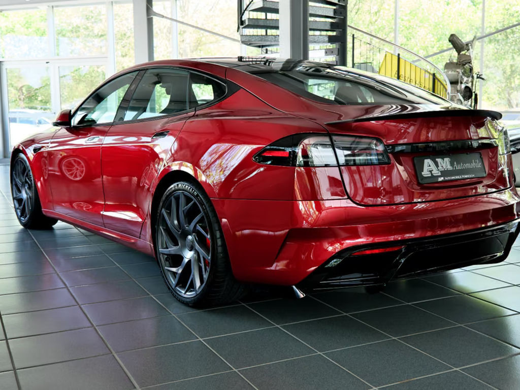 Tesla Model S