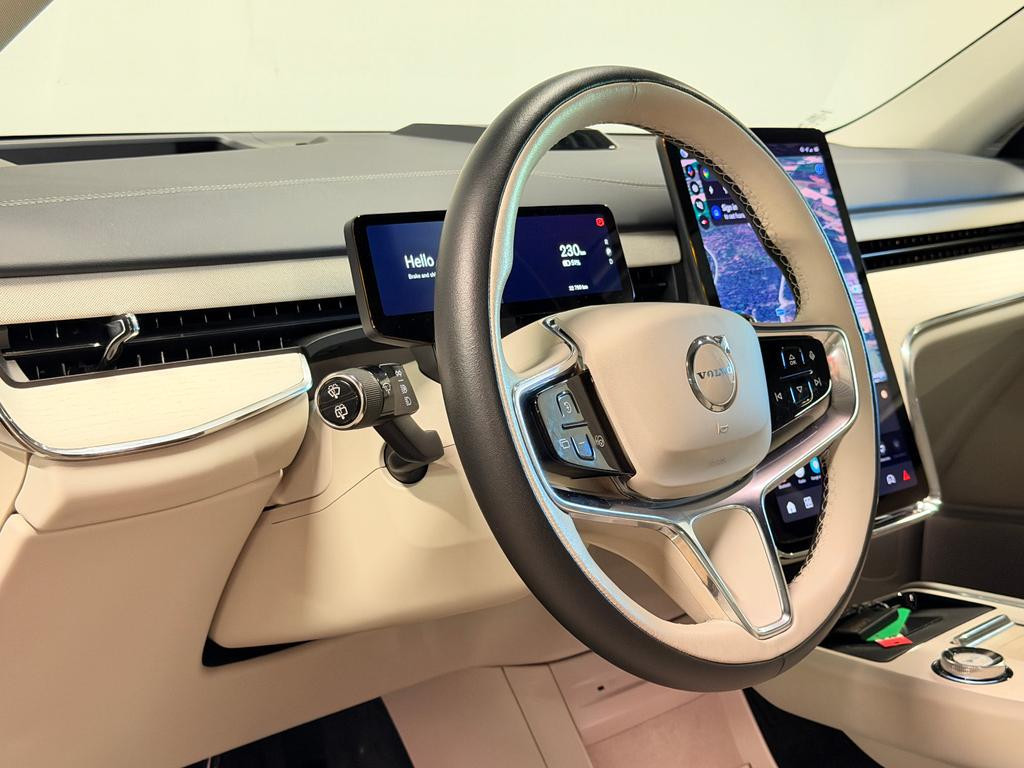 Volvo EX90