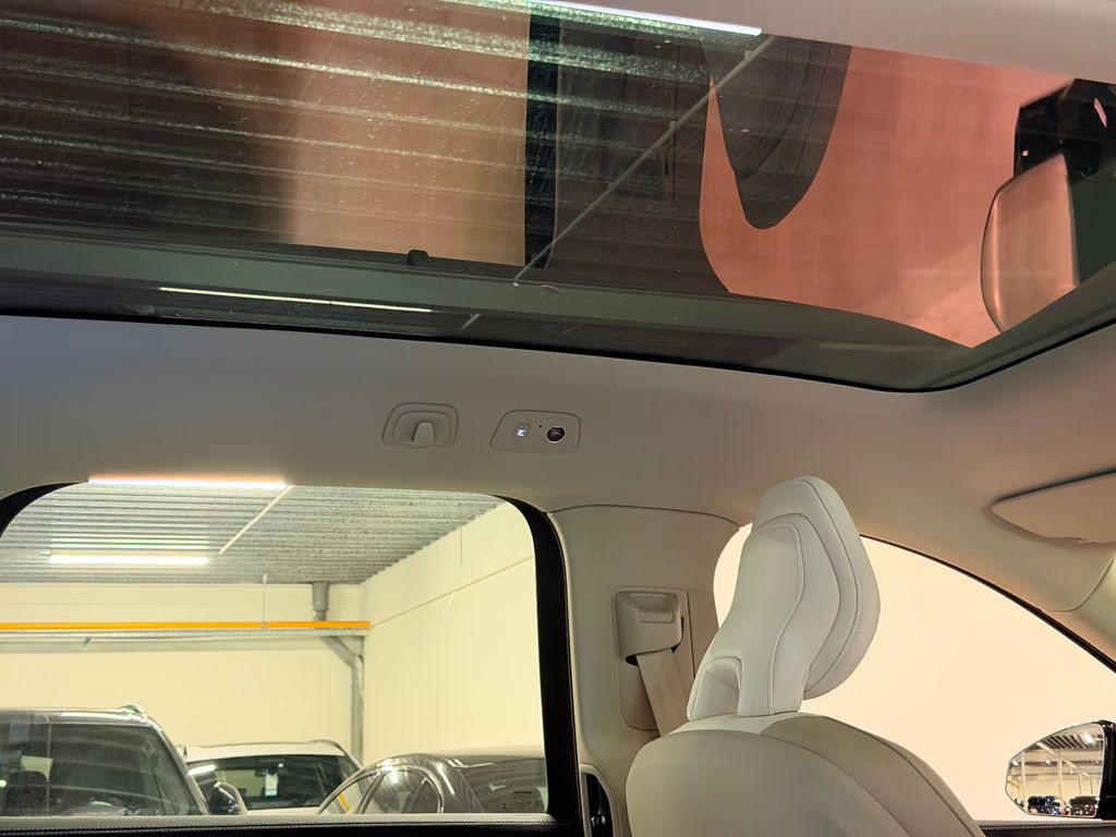 Volvo EX90