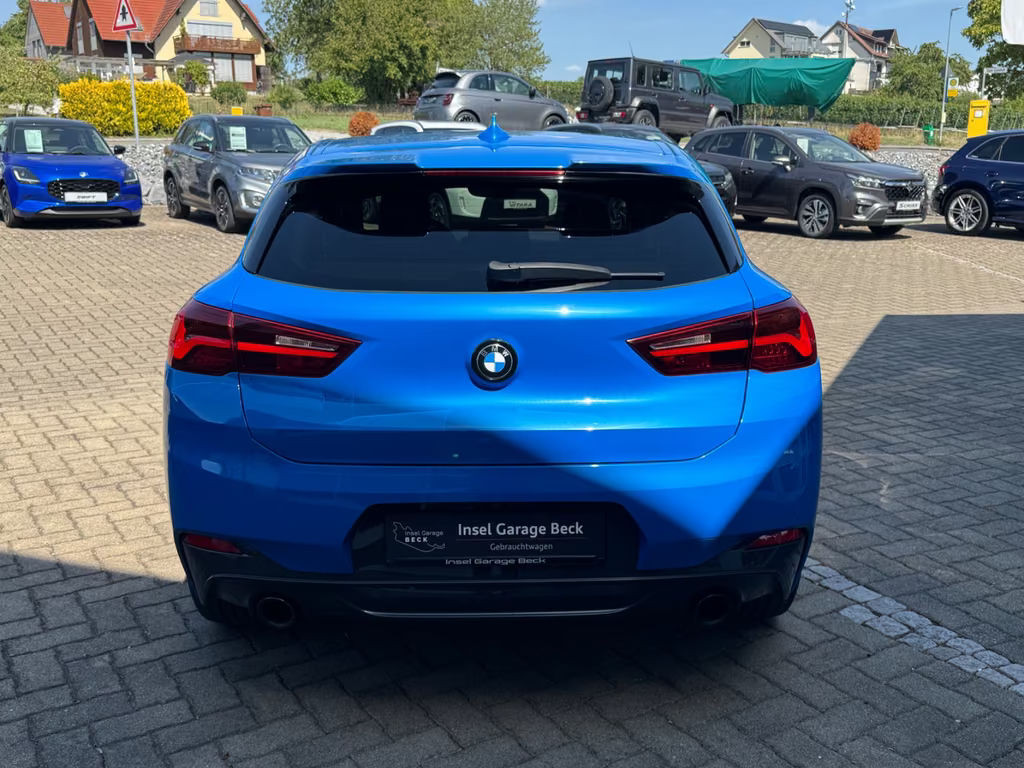 BMW X2