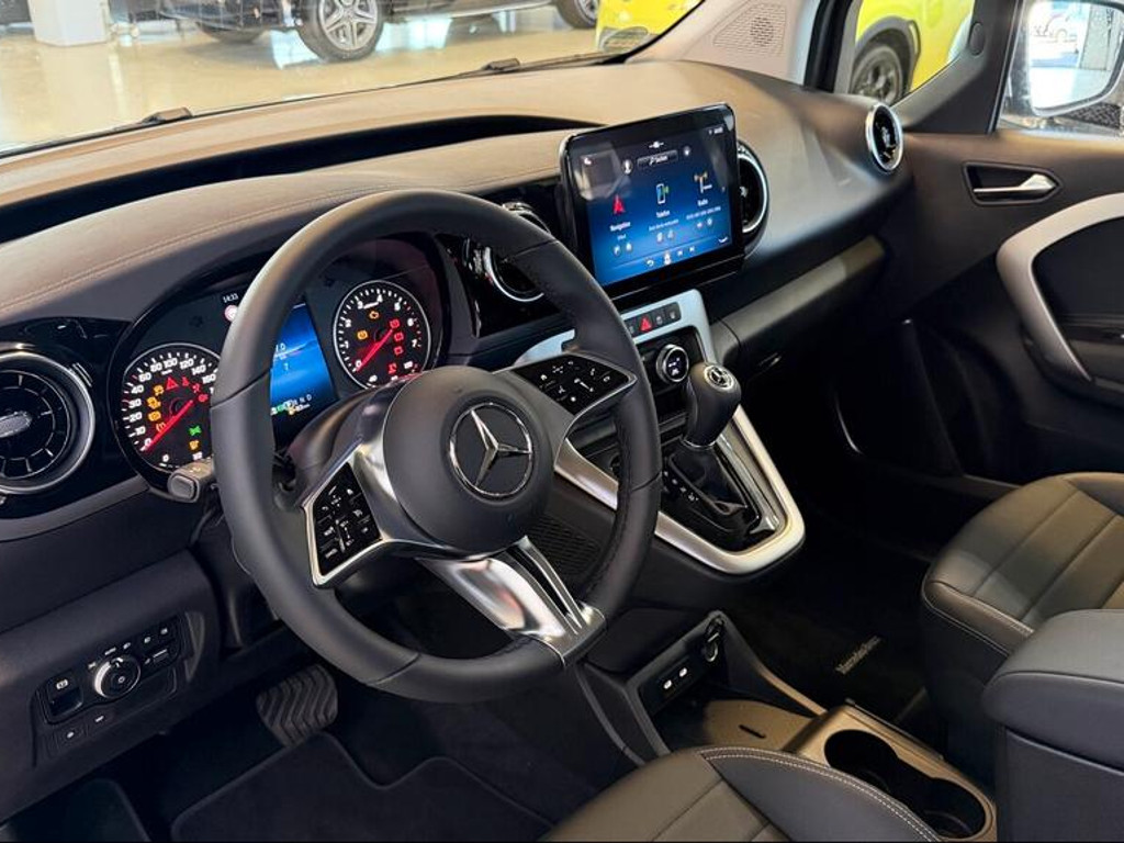 Mercedes-Benz T 180
