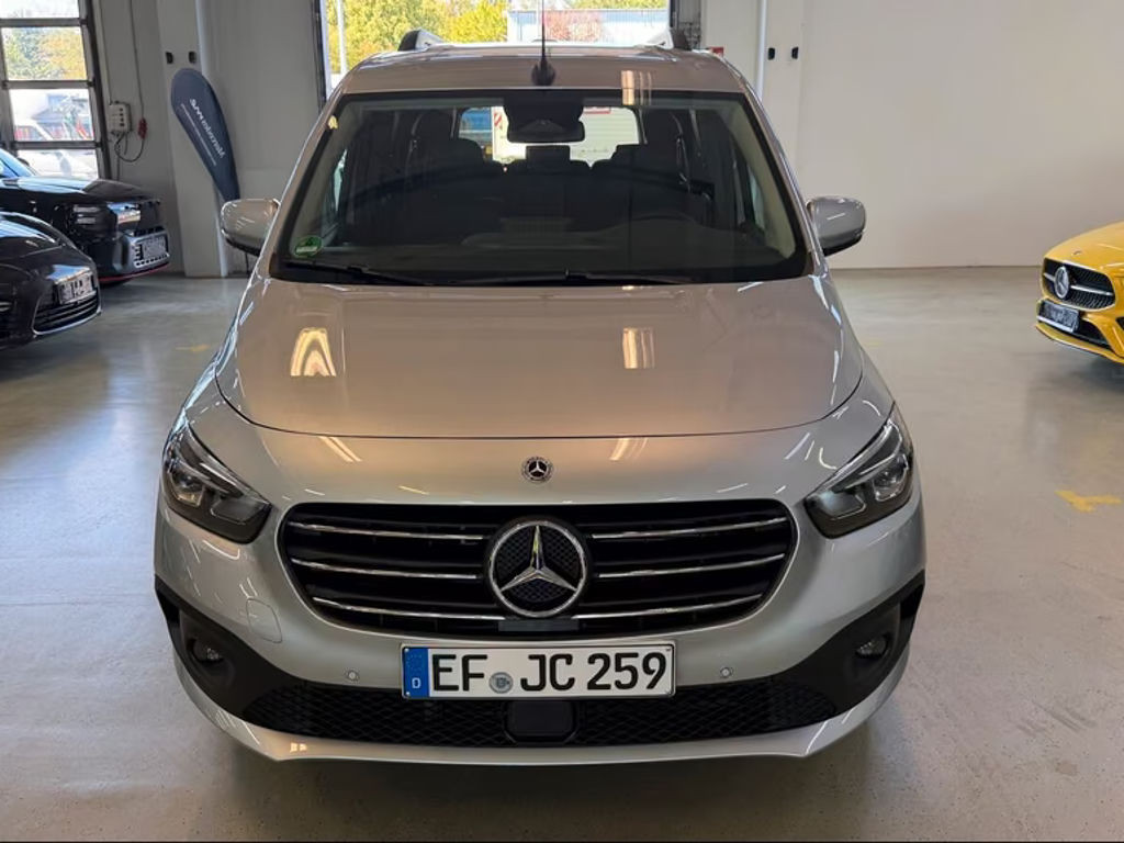 Mercedes-Benz T 180