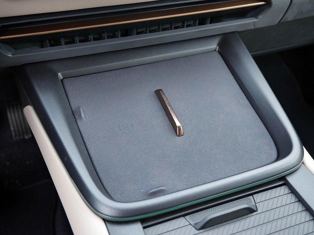 Lynk&Co 08