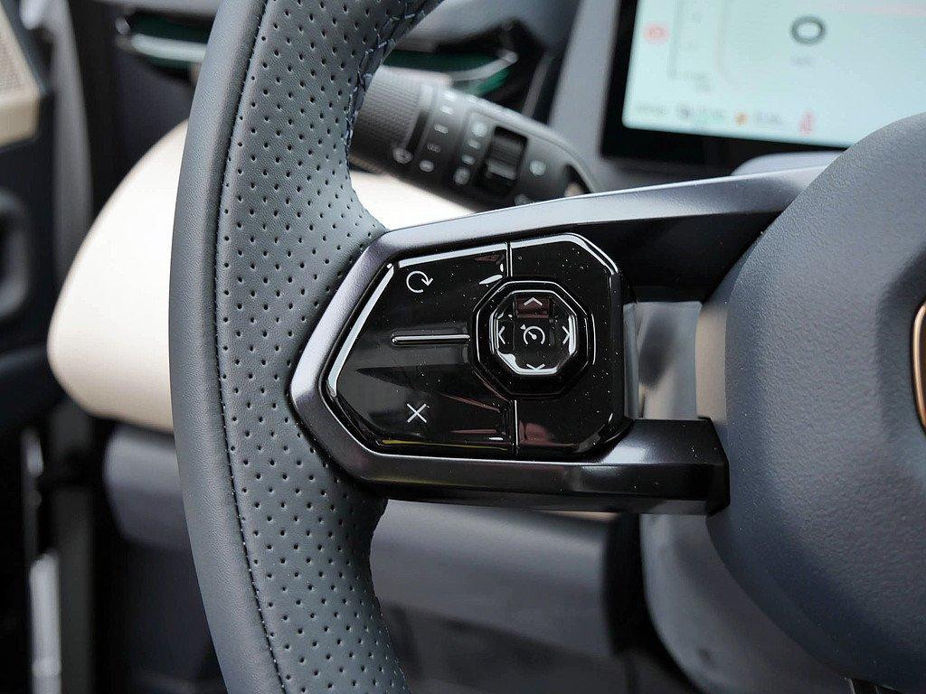 Lynk&Co 08