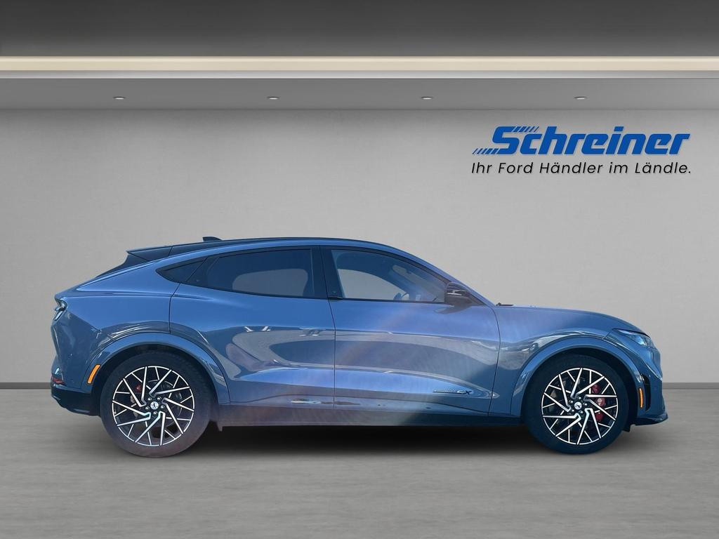 Ford Mustang Mach-E AWD GT