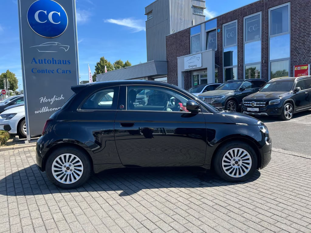 Fiat 500e RED