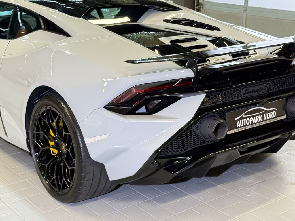 Lamborghini Huracan