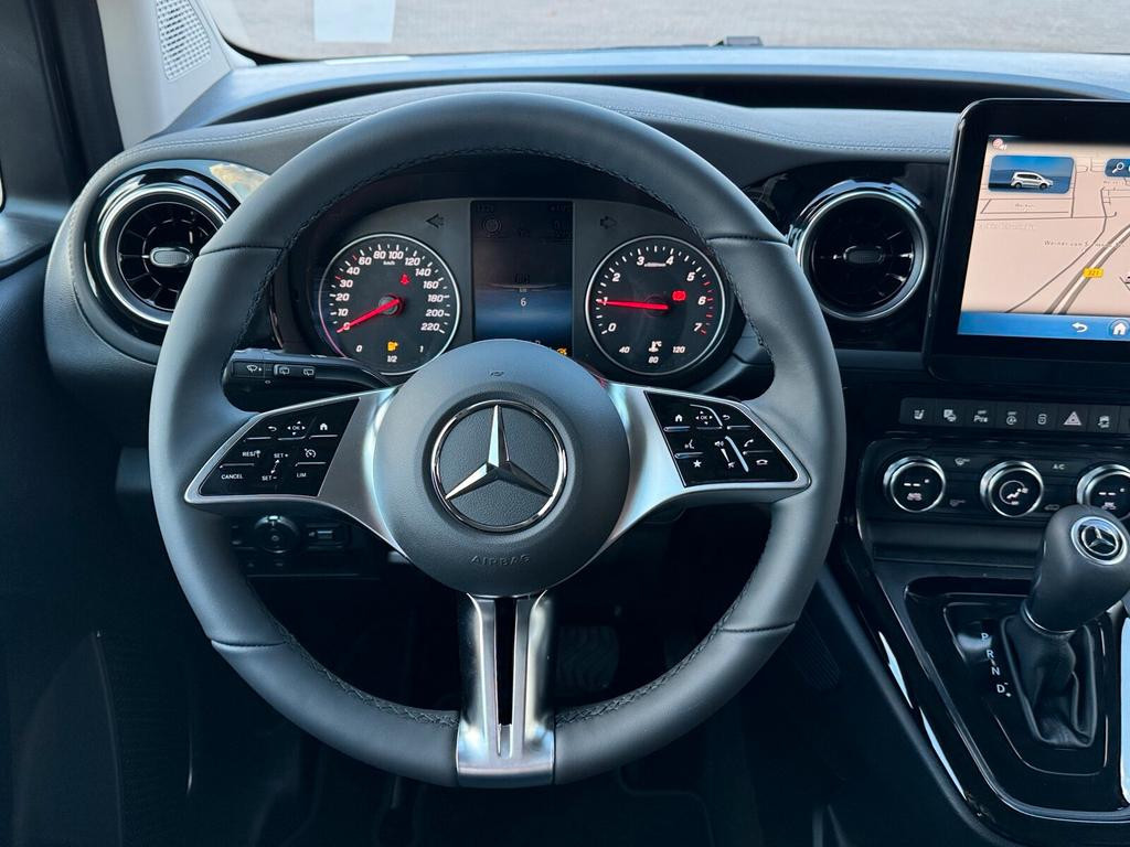 Mercedes-Benz T 180