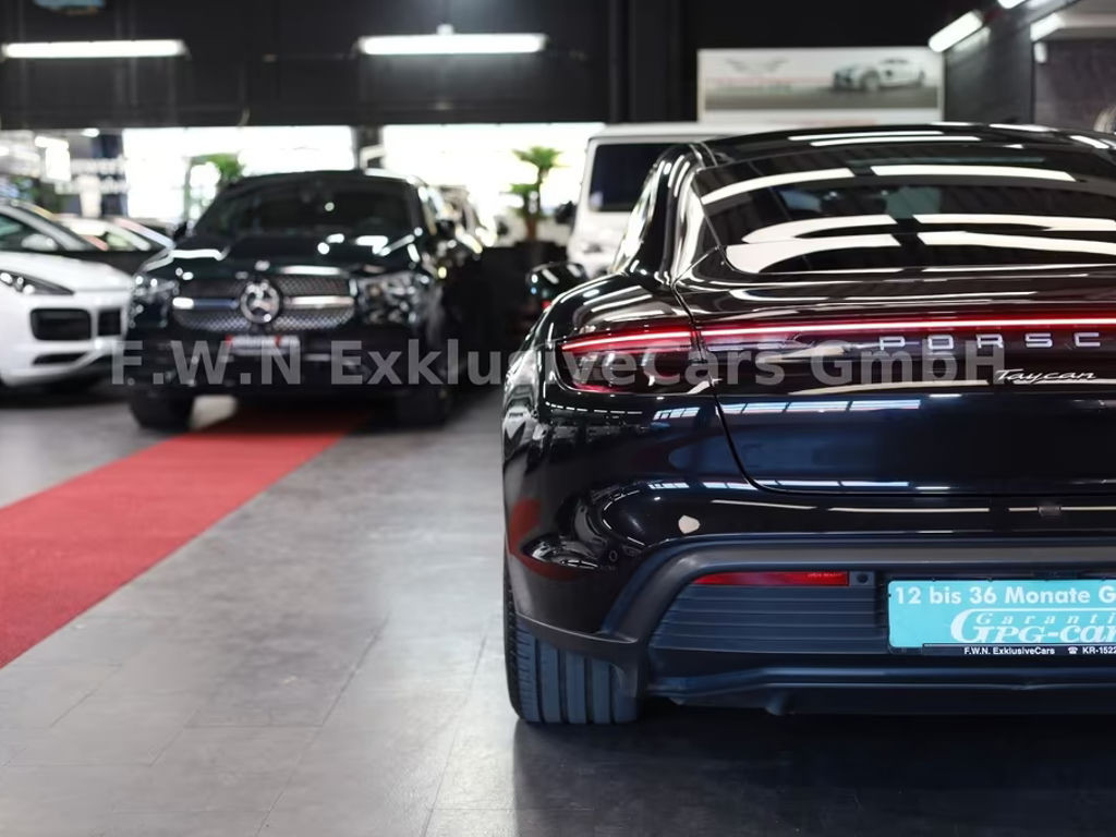Porsche Taycan