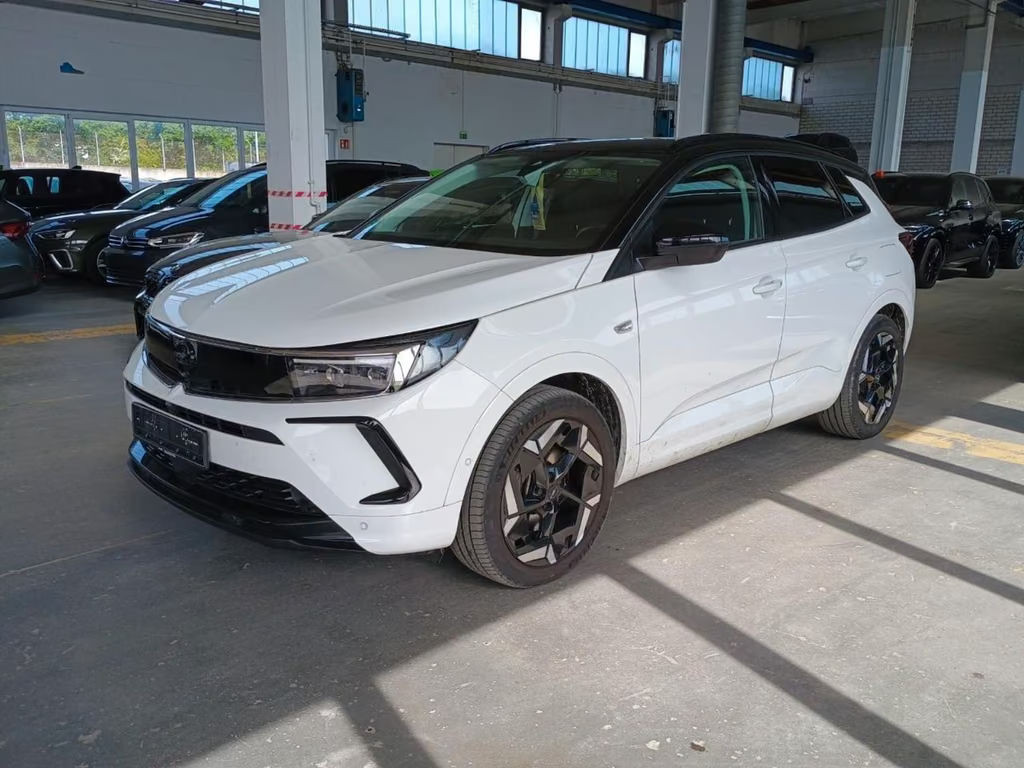 Opel Grandland Innovation Hybrid 4 Hybrid GSe