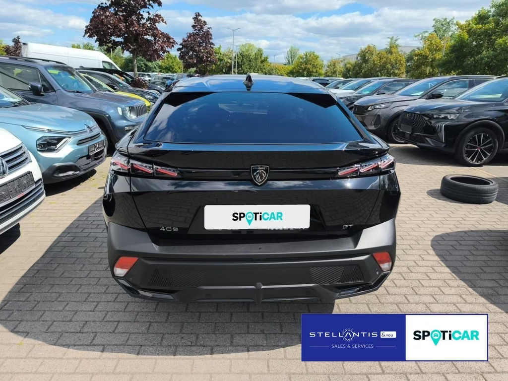 Peugeot 408