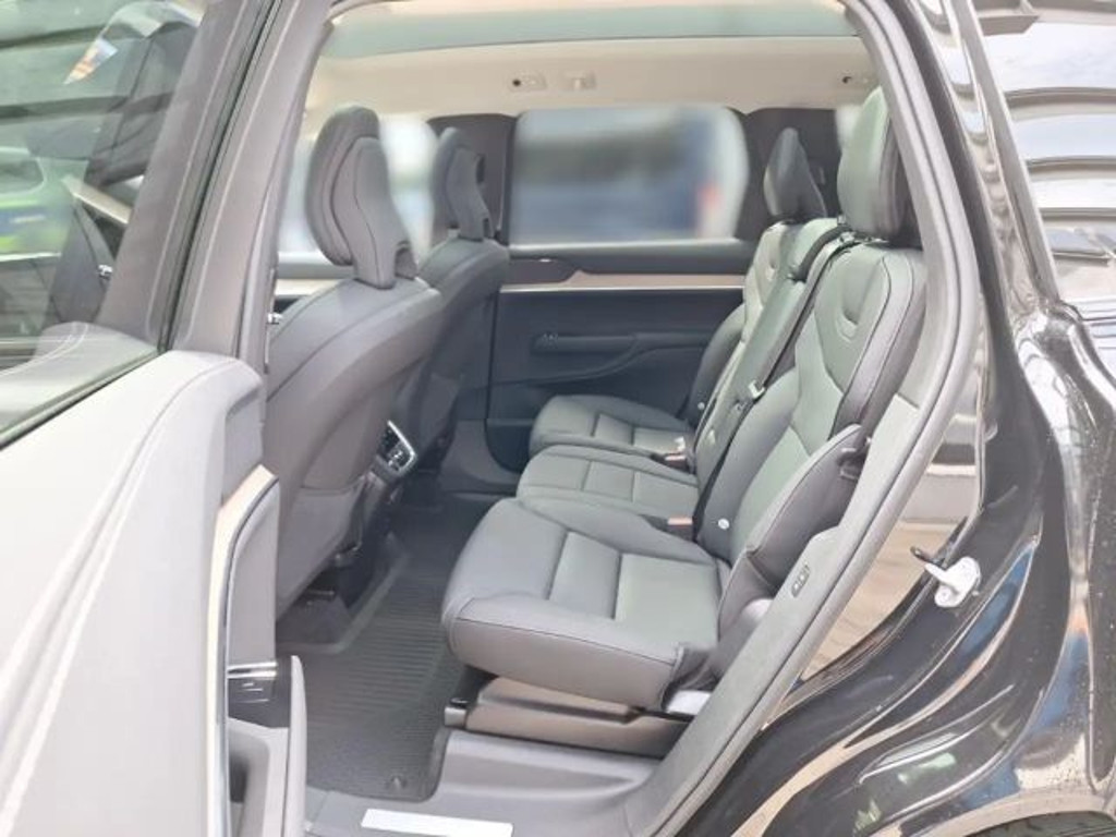 Volvo EX90