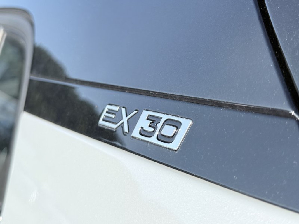 Volvo EX30