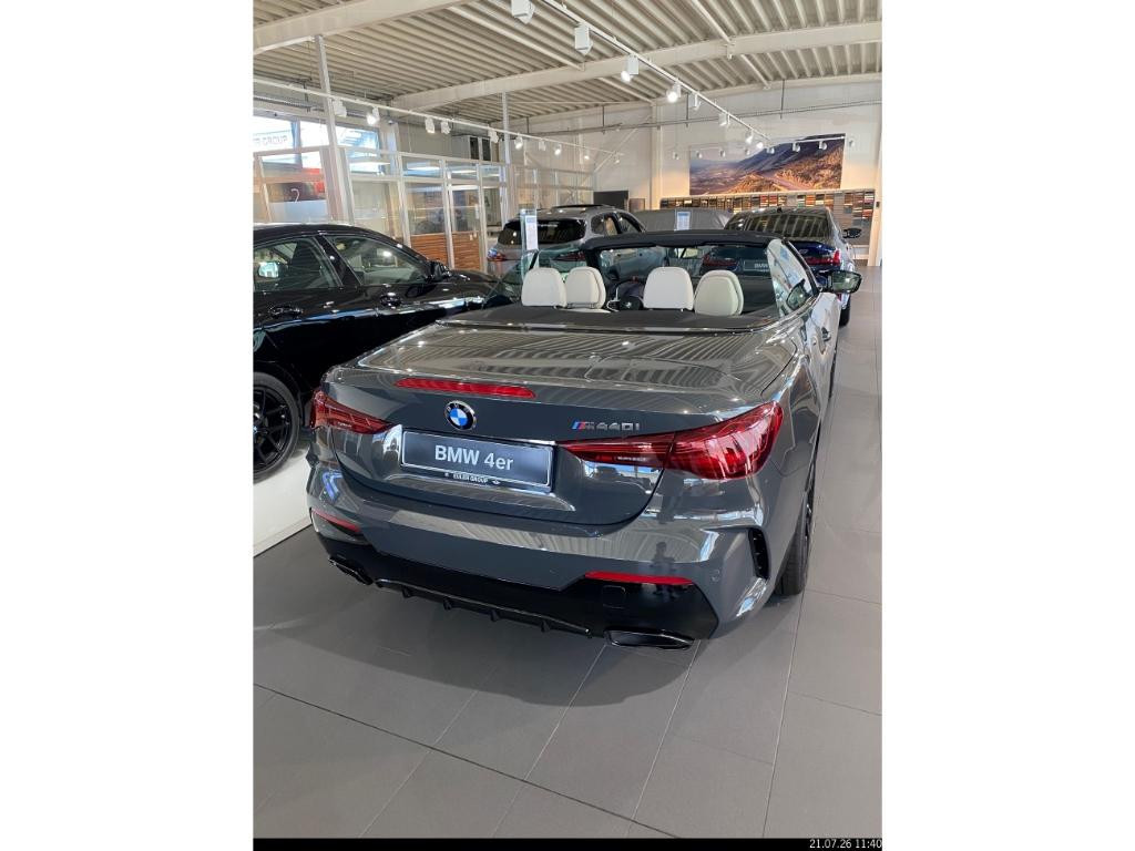 BMW M440