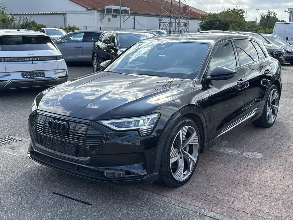 Audi e-tron Quattro S-Line 55