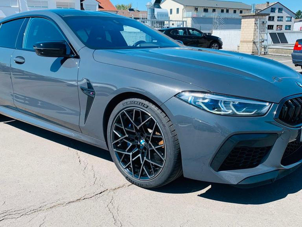 BMW M8