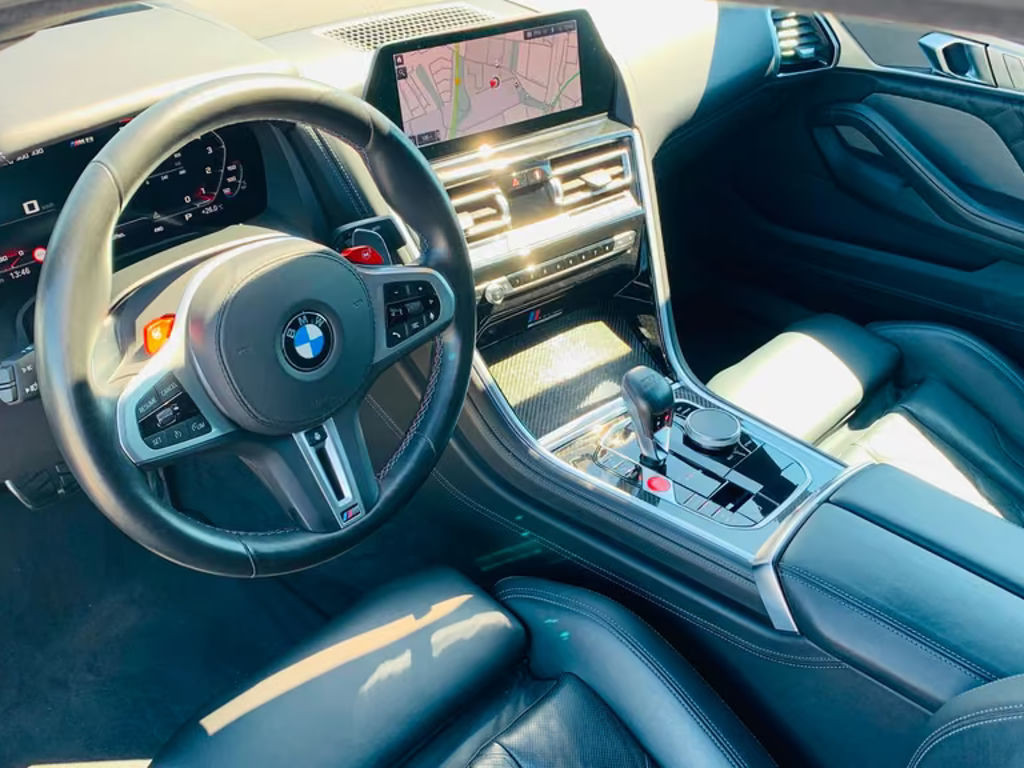 BMW M8