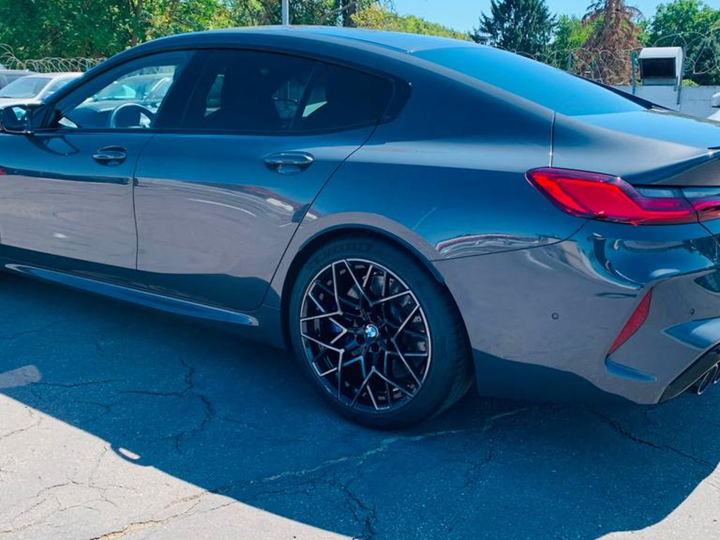BMW M8