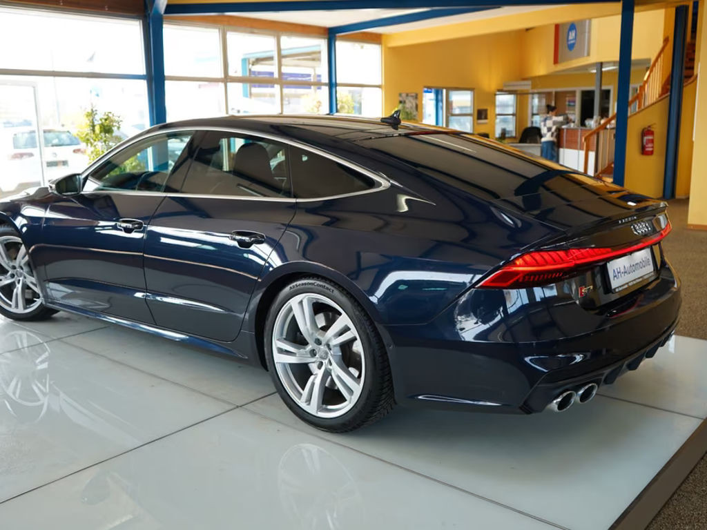 Audi S7
