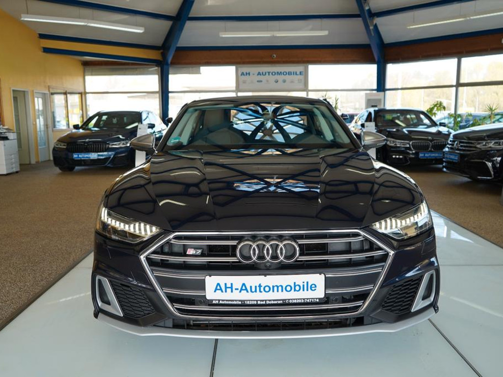 Audi S7