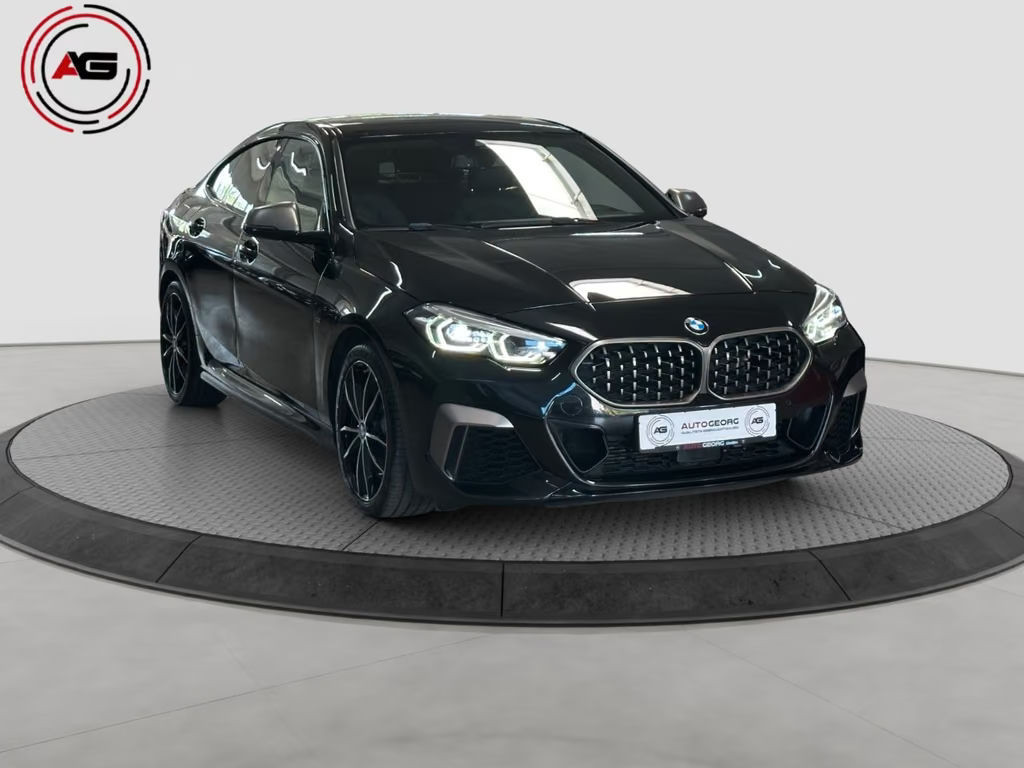 BMW M235