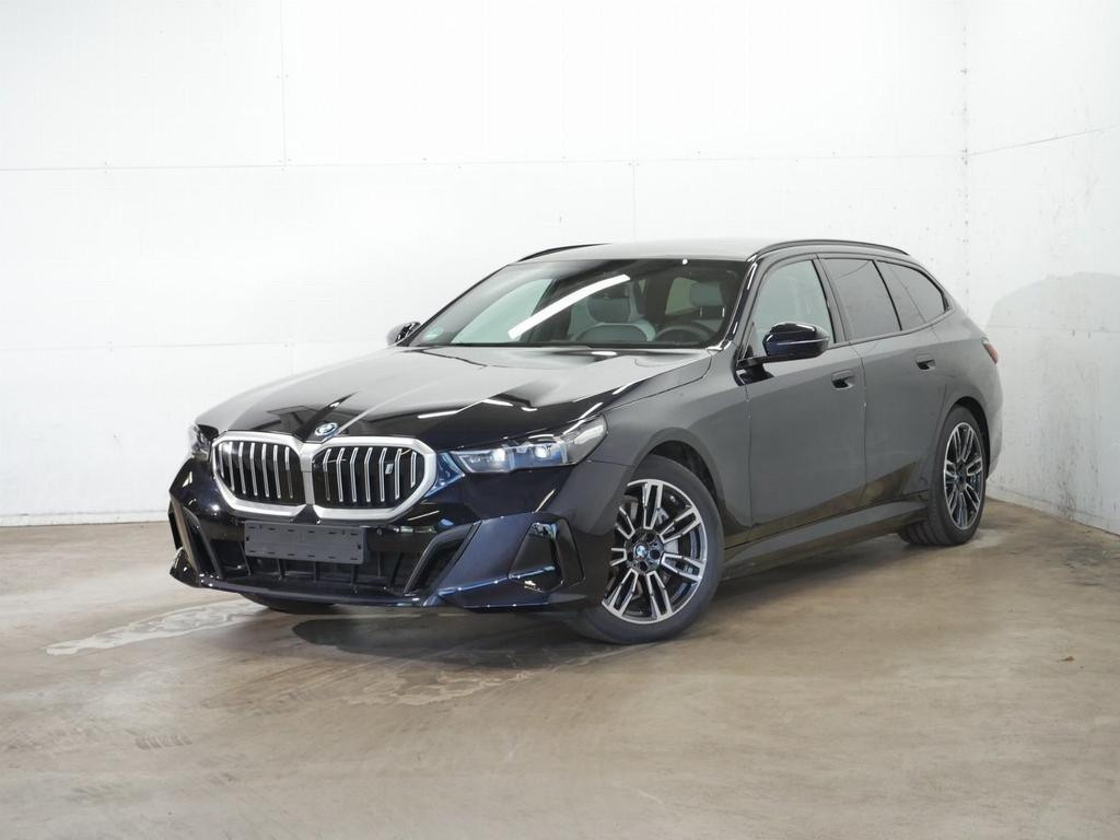 BMW i5 M-Sport Touring