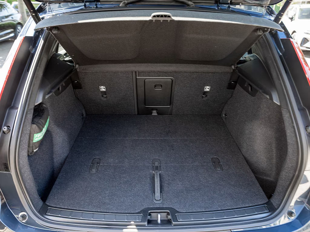 Volvo EX40