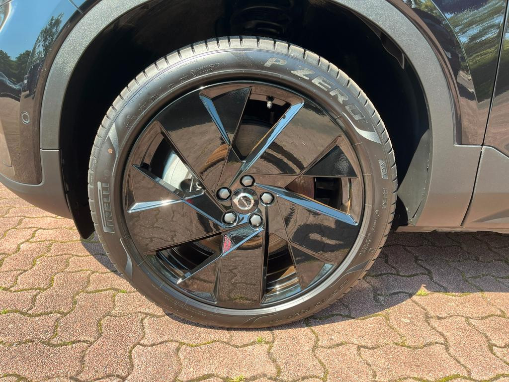 Volvo EX40
