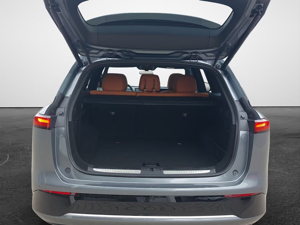 Xpeng G9