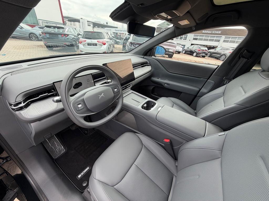 Xpeng G6