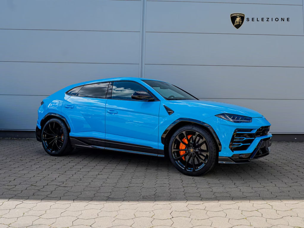 Lamborghini Urus *Carbon*Pano*B&O*Akrapovic*23"HUD*Park-Assis