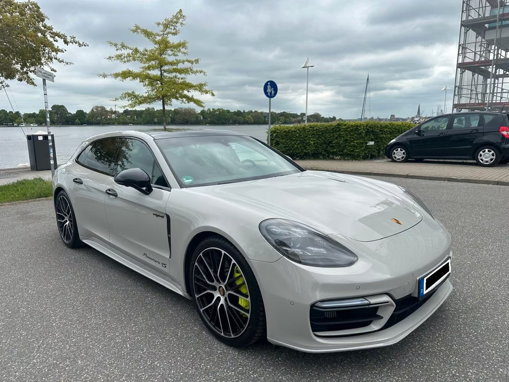 Porsche Panamera E-Hybrid S Sport Turismo 4