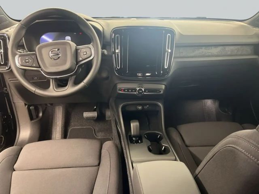 Volvo EX40