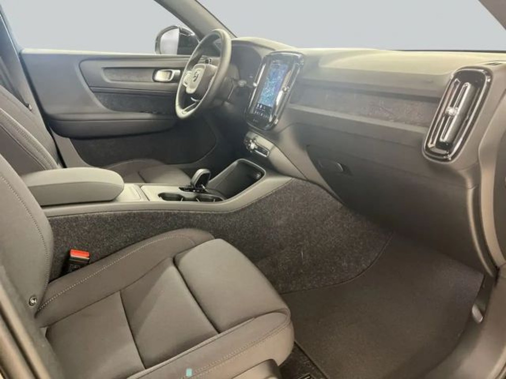 Volvo EX40