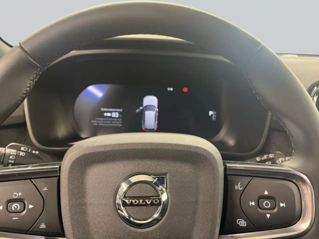 Volvo EX40
