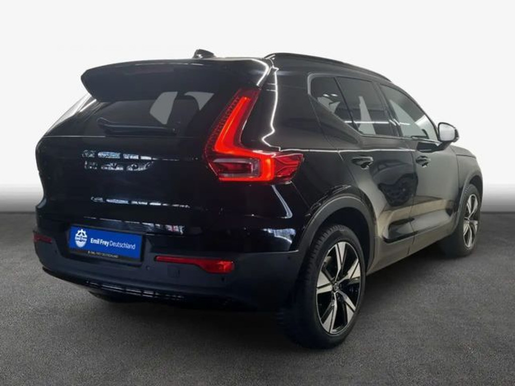 Volvo EX40