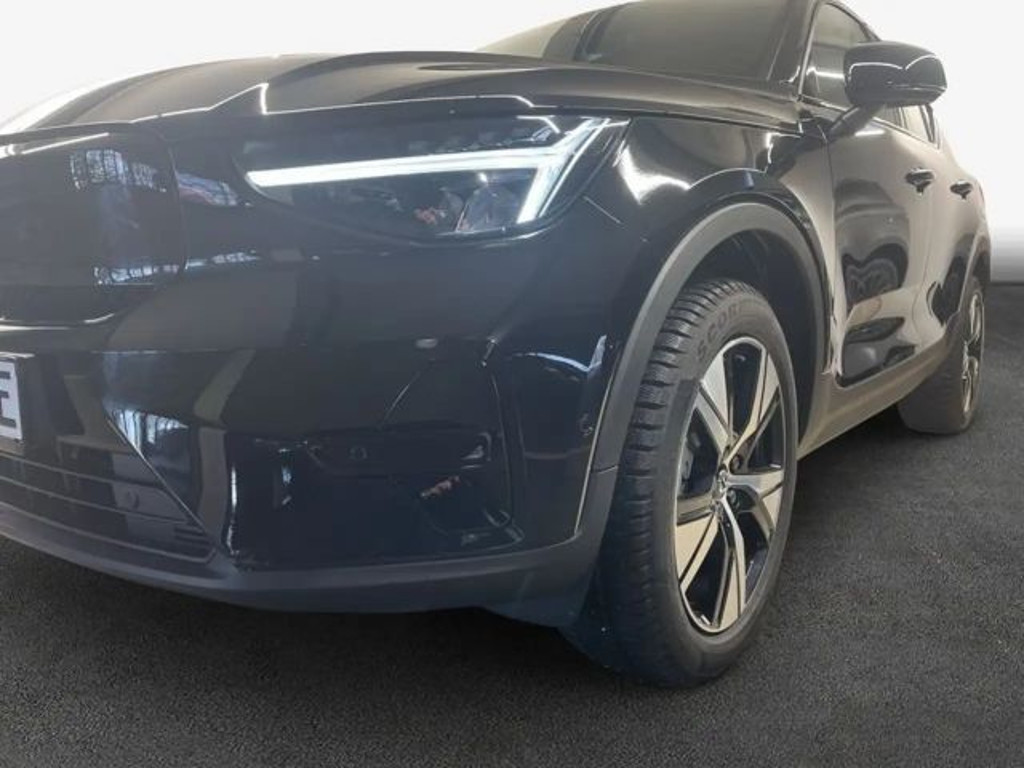 Volvo EX40