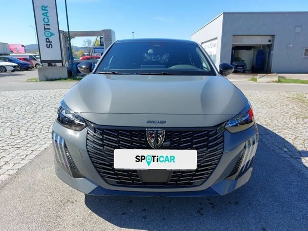 Peugeot e-208