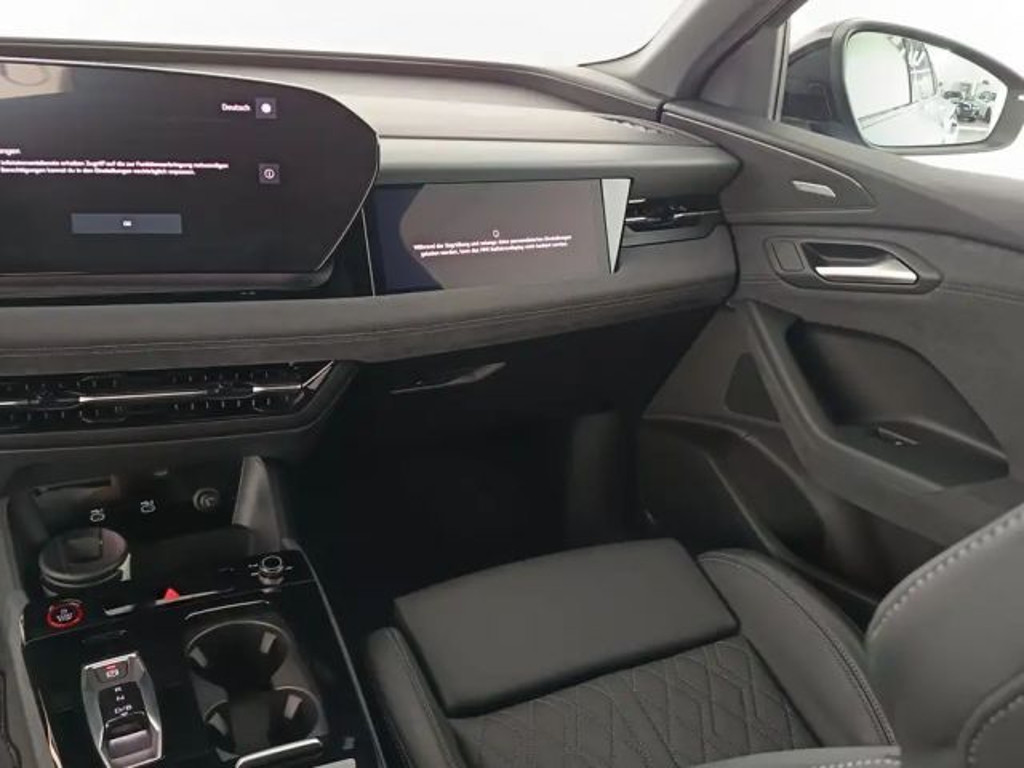 Audi SQ6 e-tron
