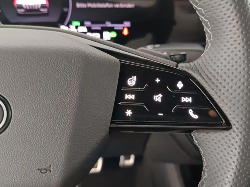 Audi SQ6 e-tron