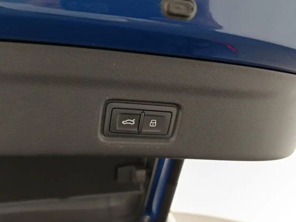 Audi SQ6 e-tron