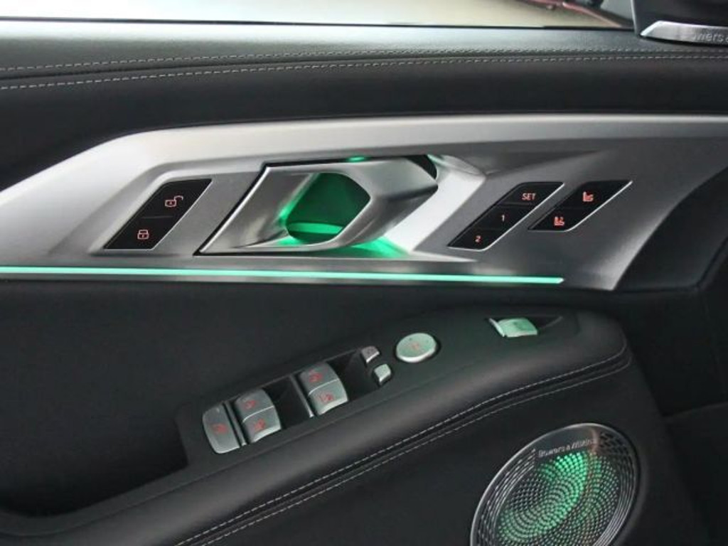 BMW XM
