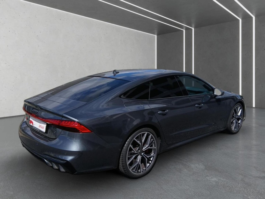 Audi S7
