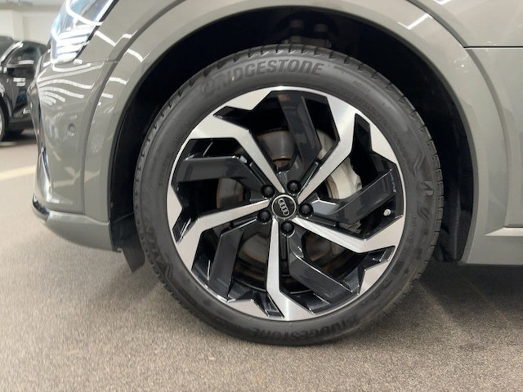 Audi Q8 e-tron