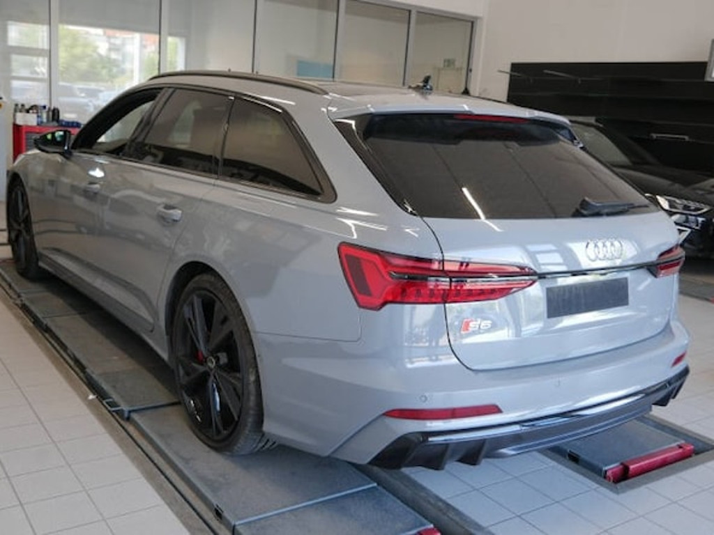 Audi S6